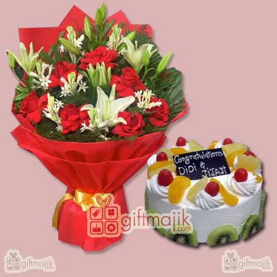 Send Red Roses Bunch With 1 Kg Fresh Fruits Cake Cake