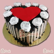 send heart shape choco vanilla cake